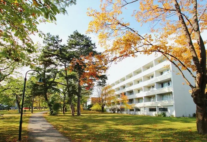 College Garden Hotel