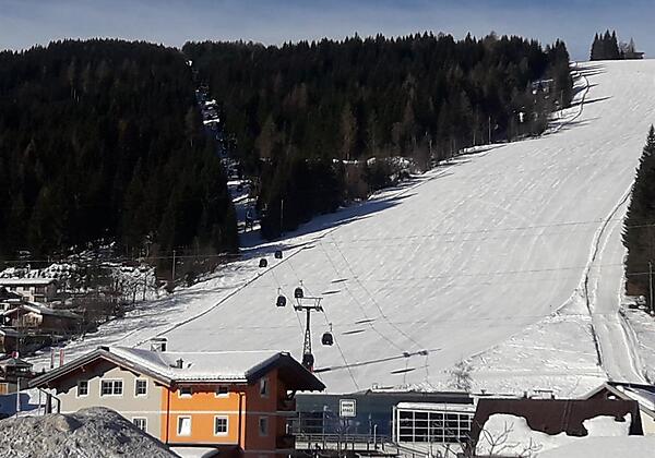 Blick zur Piste - Achter Jet