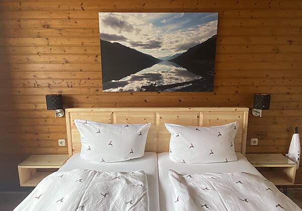 Schlafzimmer, Zirbenbett 180x200cm