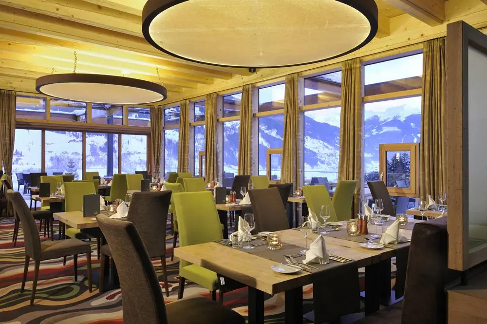 Blick in den Restaurantbereich Gletscherstube des Goldbergs