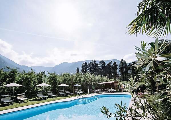 Beheiztes Freischwimmbad