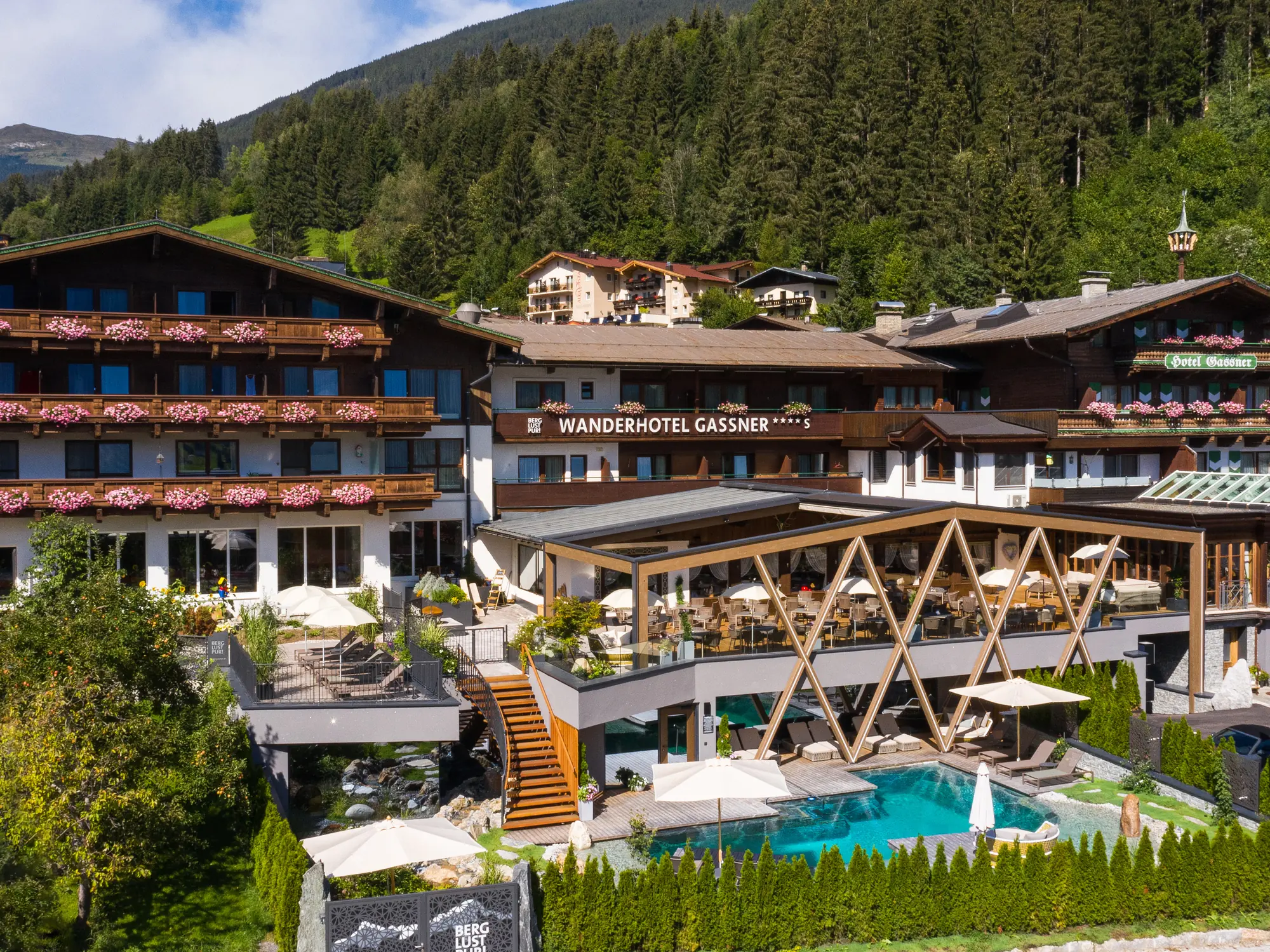 Das Hotel Gassner 4*S im Sommer