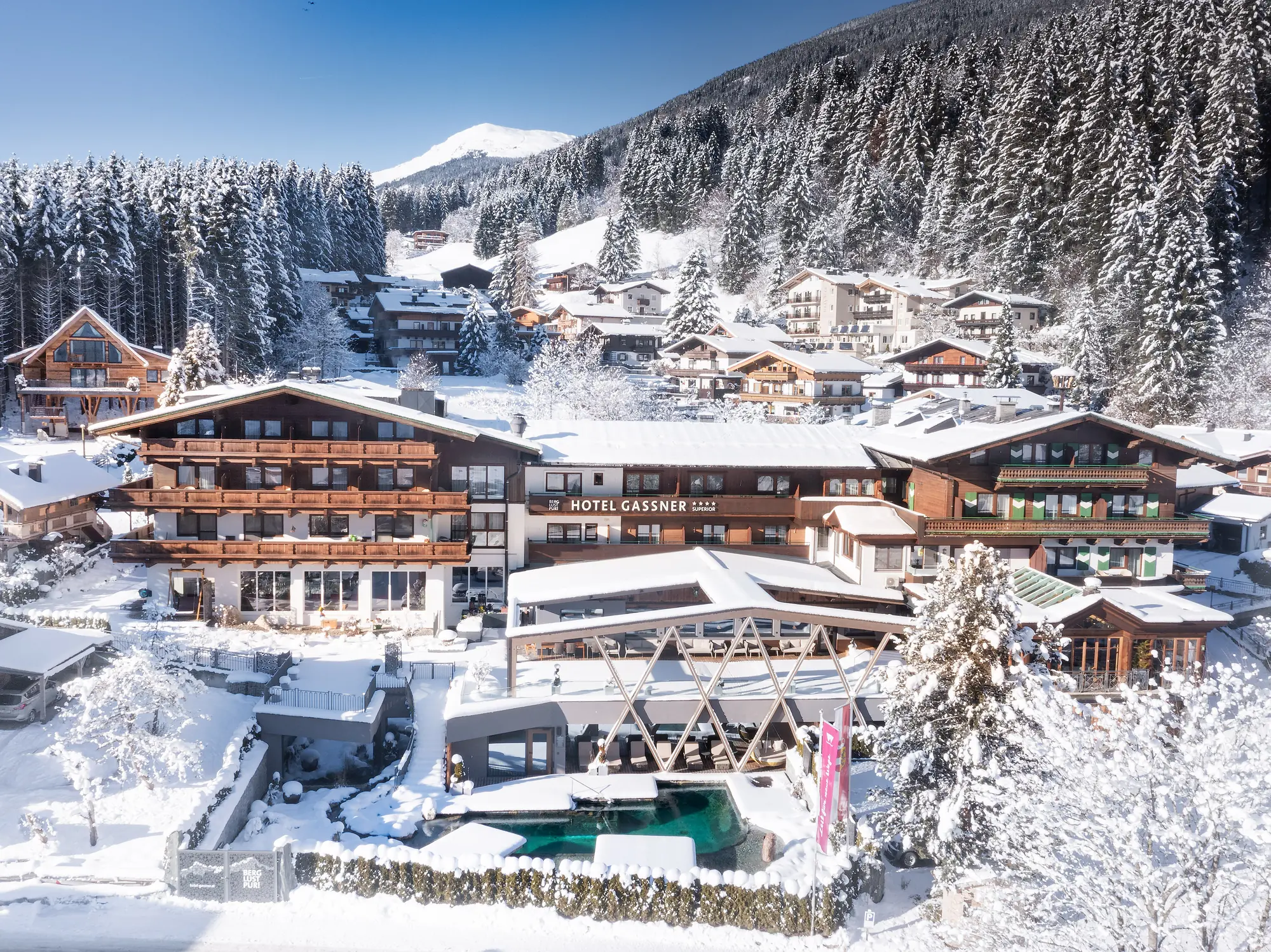 Hausfoto_Winter_2021jpg.jpg