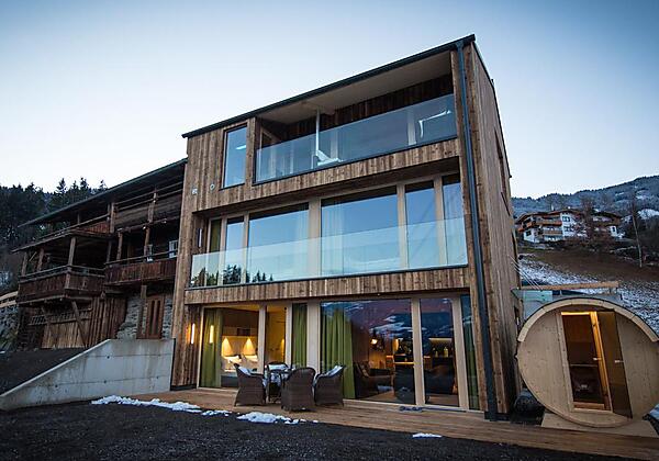 Wiesegg Aussenansicht mit Sauna