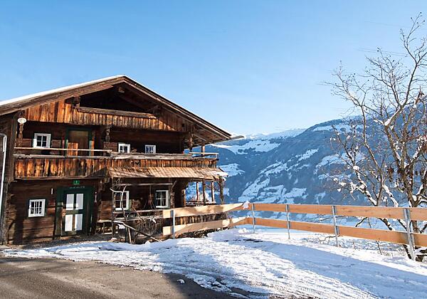 Wiesegg Haus mit Panorama