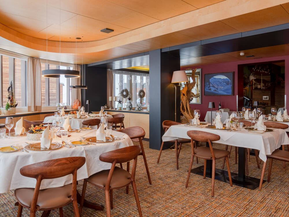 Der Speisesaal im Wohlfühlhotel Hubertushof in Stuben am Arlberg