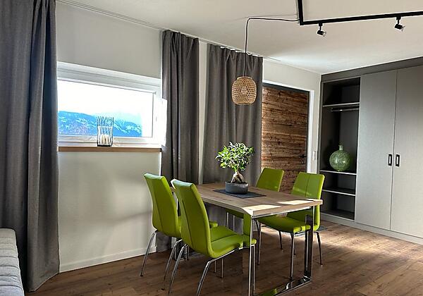 7429e841-95ba-429b-a6f6-1859ff3e4b5d