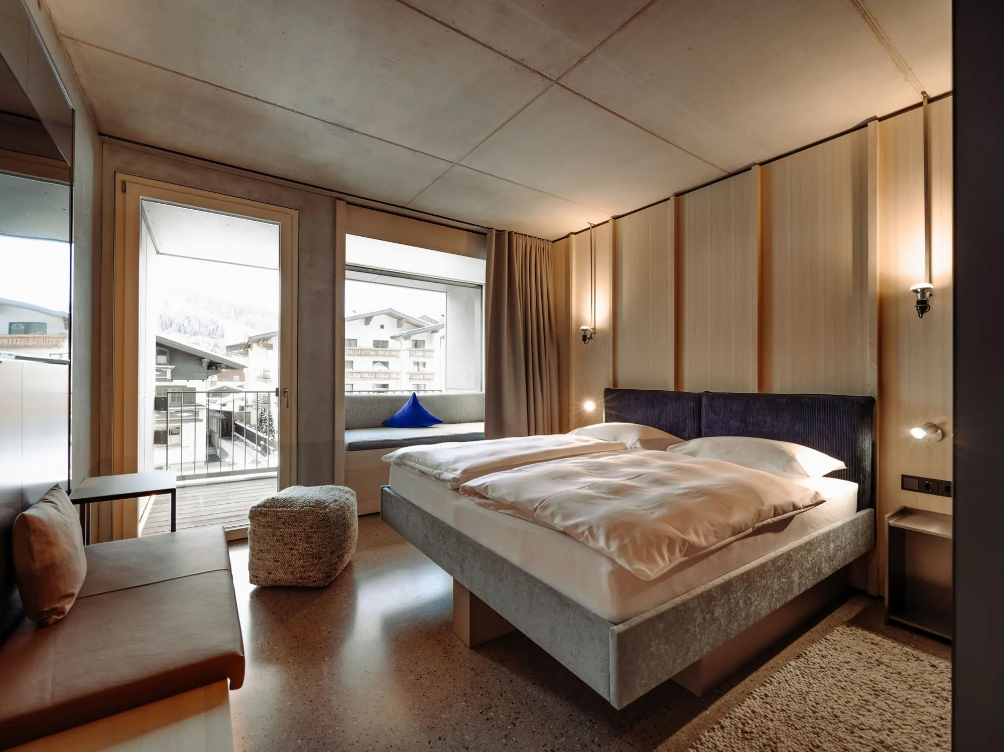 Double Room "Double Dips"