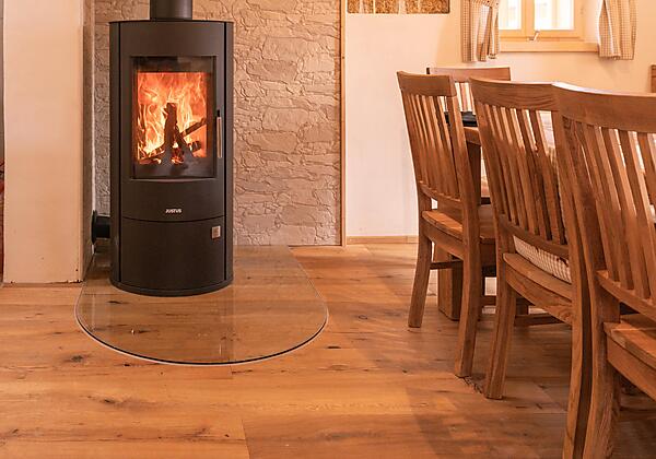 Ebner 1822 Kamin in der Dorfschenke