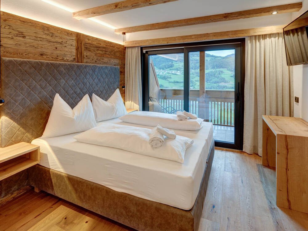 Ein Komfortzimmer in der Pension Residence Gasser in Villanders