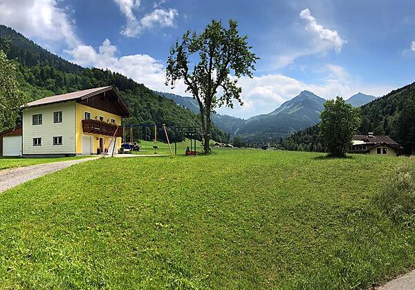 Ferienwohnung und Berge KLEINER
