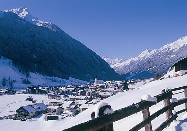 TVBStubaiTirol_Neustift_Gletscherblick_quer