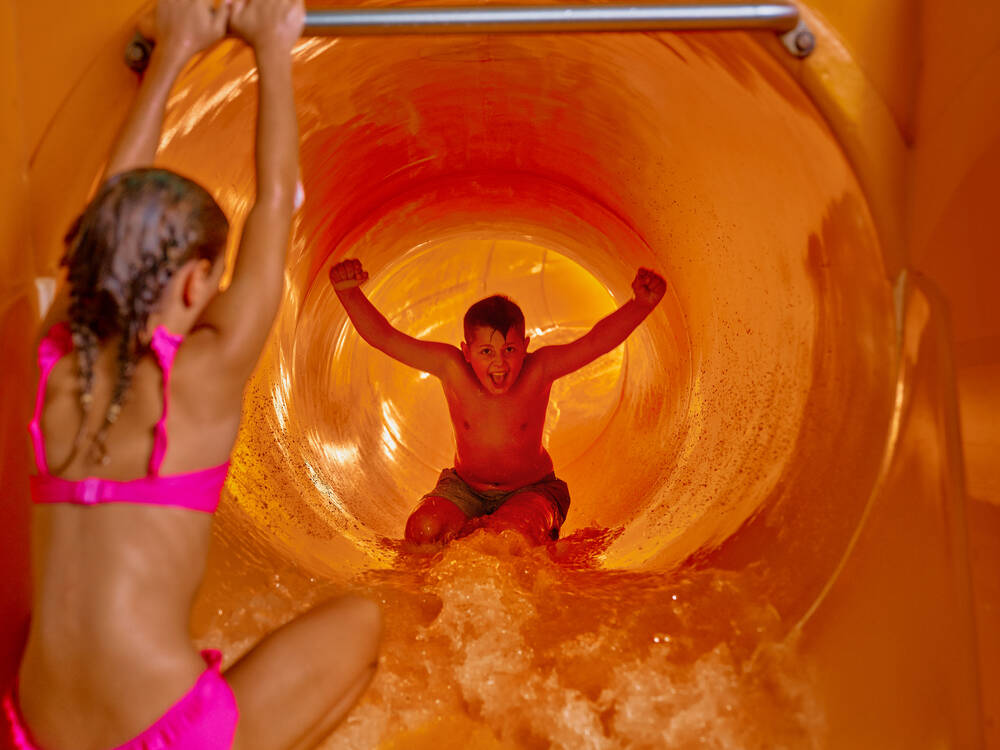 2509bb_falkensteiner-katschberg-funimation-pool-2008_Editedjpg.jpg
