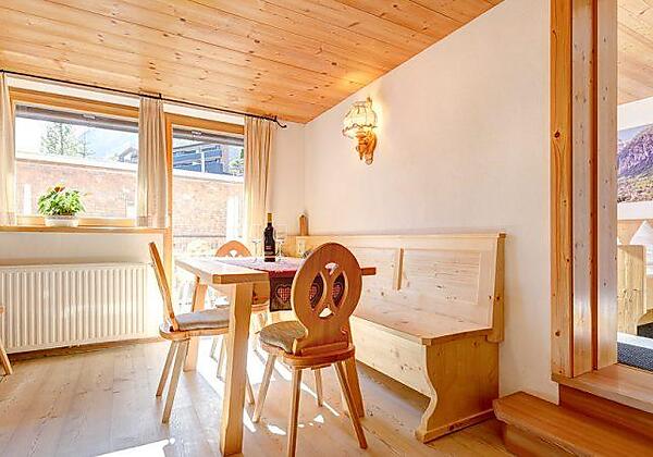 Braun_BY_MATTHIAS_RHOMBERG_002-900x450