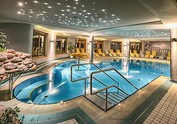 arno_gruber_jun_3018_HDR_Erlebnishallenbad