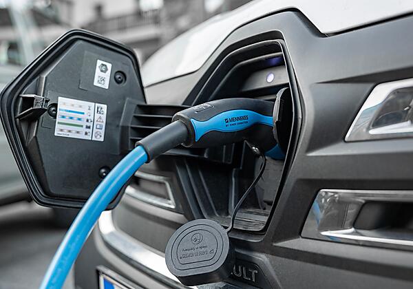 ferien-wohnen_E-Ladestation_Strom_Paznaun_apart.ma