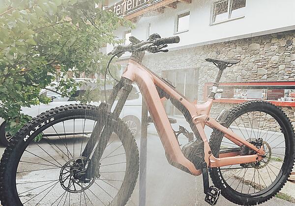 ferien-wohnen_Bikeurlaub_Waschplatz_Paznaun_apart.