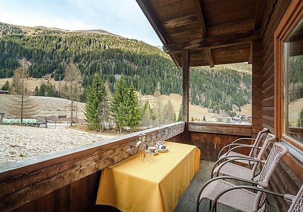 Bungalow mit Wiese