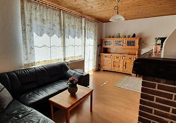 Wohnstube3_Ferienhaus_am_Badesee_FamilieWernig
