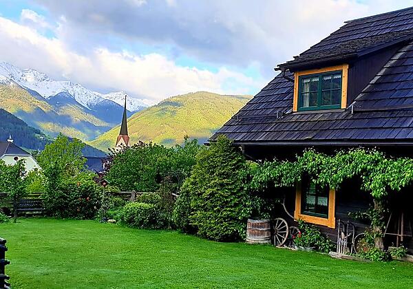 Das Försterhaus seitlich