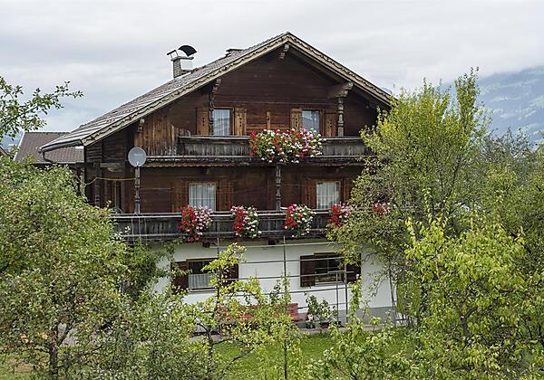 Aussenansicht Sommer