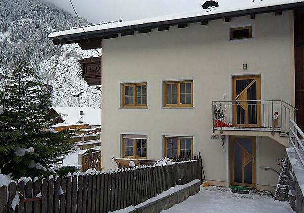 Eingangsbereich Winter