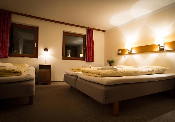 Dreibettzimmer