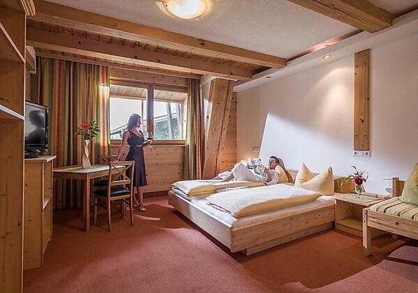 Ferienhof_Kampfl_Gegeringer_Str_17_Fuegen_Zimmer_3