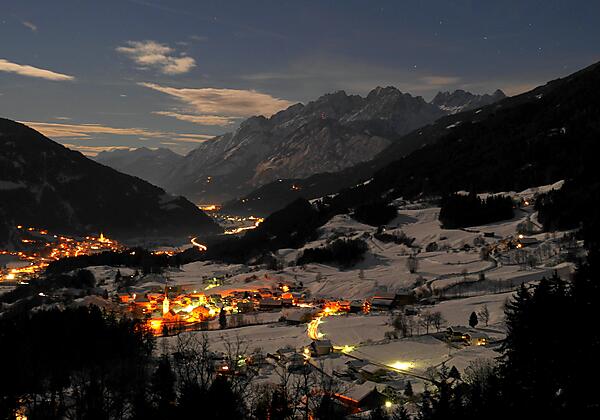 Wintervollmondnacht in Schlaiten