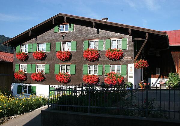 Haus Baumgartner 03