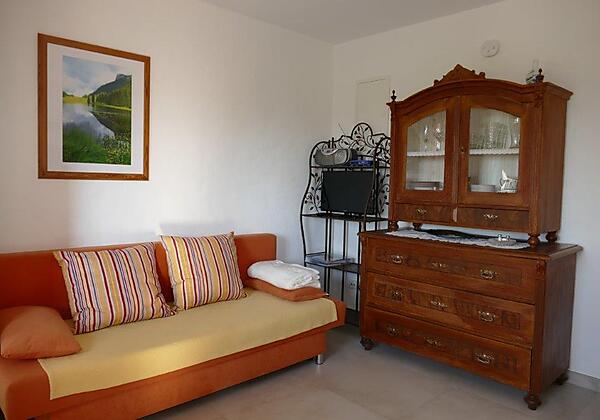 Ausziebare Couch zum Fernsehen