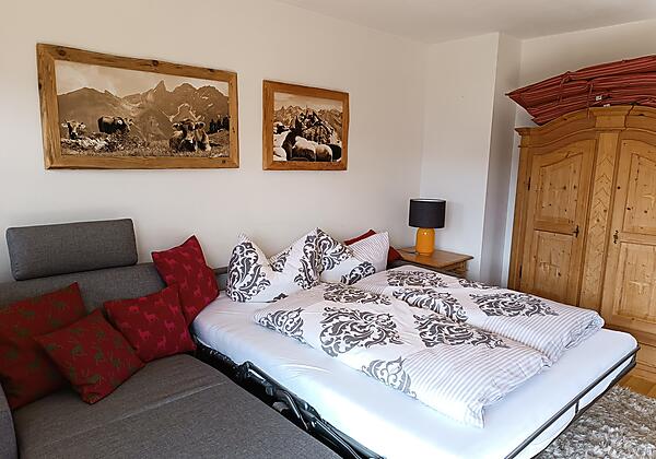 Couch-Beslerblick2023