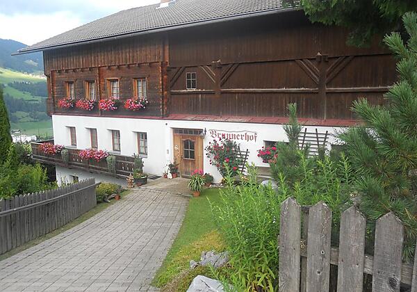 Herzlich willkommen am Brunnerhof