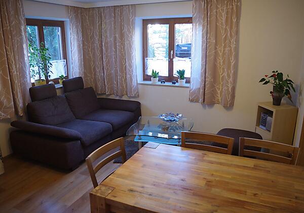 Wohnzimmer m. Essecke