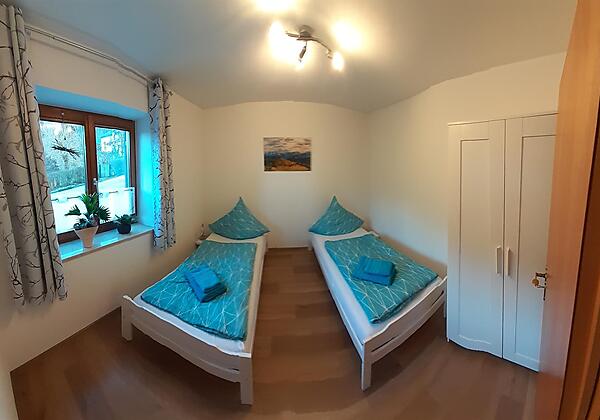 2. Schlafzimmer