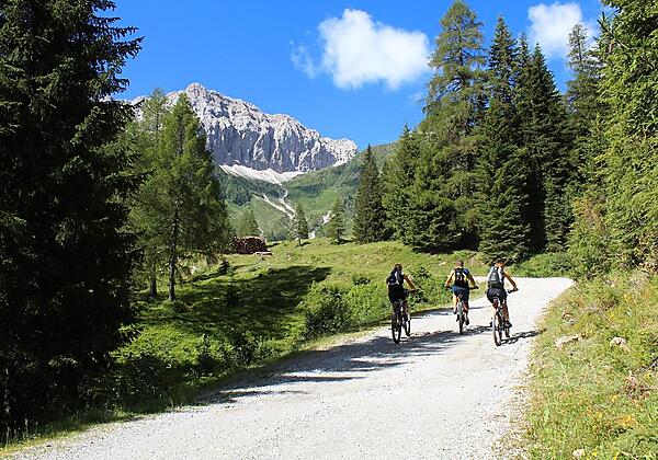 Biken in Obertilliach 01