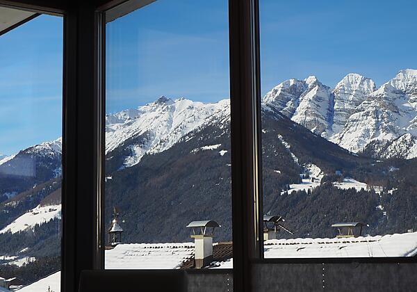 Glücksplatzl Mieders Ausblick vom Sofa (2)