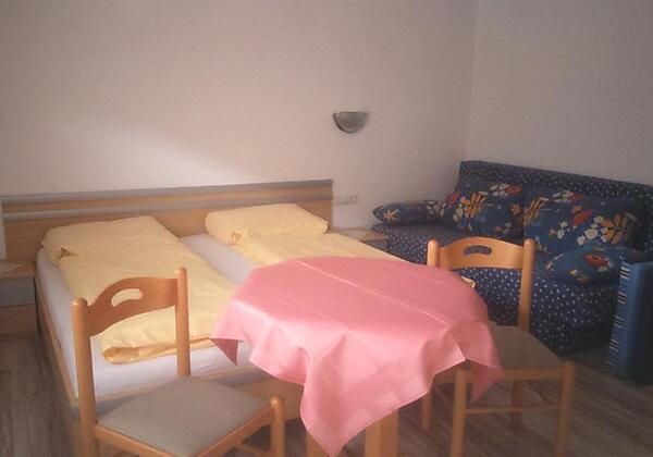 Zillertal-Aschau-Ferienwohnung-Haus-Holaus-Zimmer