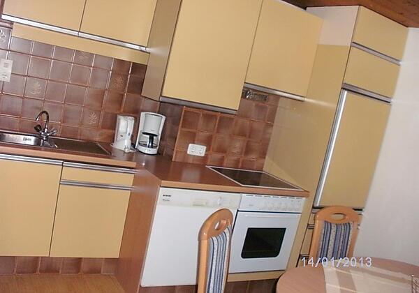 Zillertal-Aschau-Ferienwohnung-Haus-Holaus-KücheOG