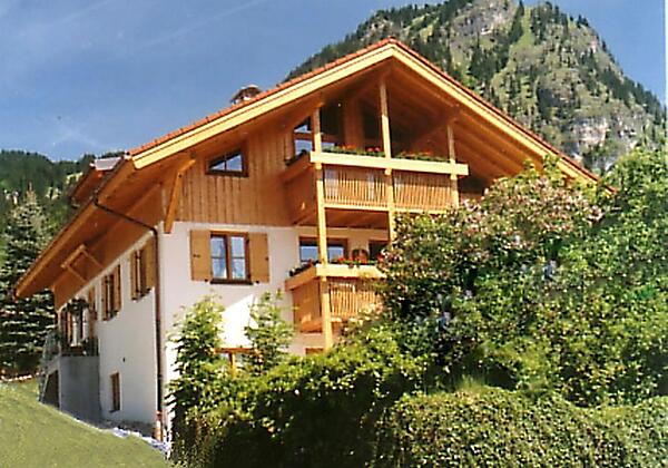 Unser Haus im Sommer