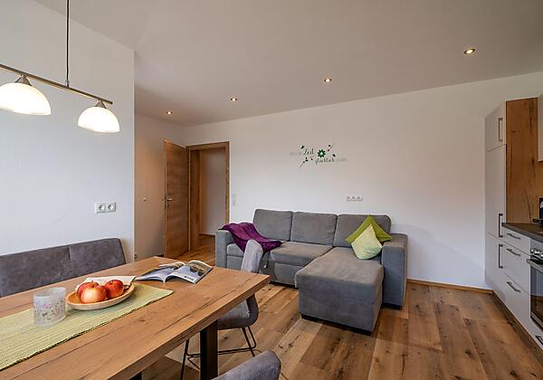 Ferienwohnung_Kircher_Aeussere_Embergstrasse_50a_K