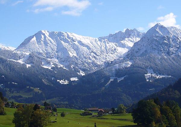 Panorama Bergblick von der Terrasse und Wohnung