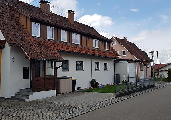 Außenansicht_Frühjahr