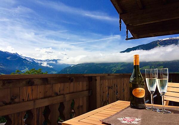 Ansicht_Balkon_Richtung_Mayrhofen