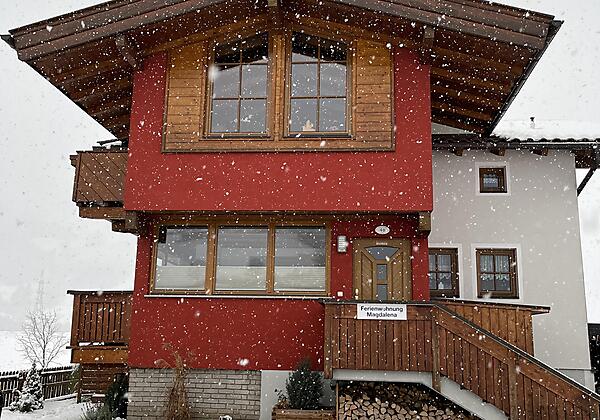 3CF5C731-884A-4534-BD8F-AEECF48D9767