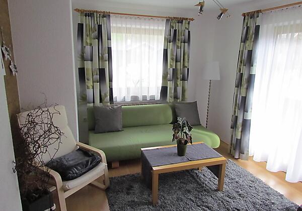 Wohnzimmer Ferienwohnung Klein