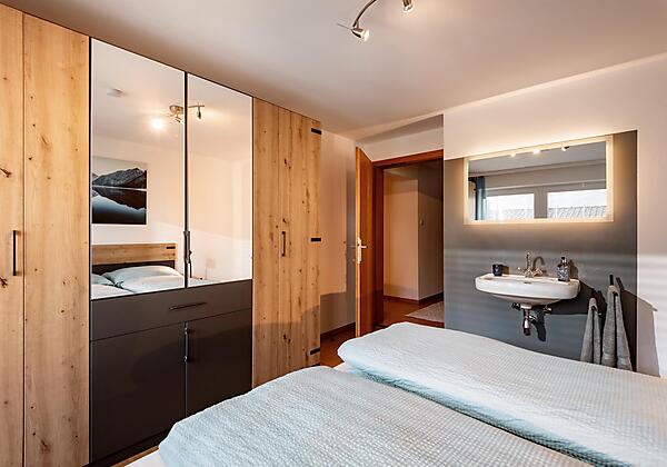 Ferienwohnung_Pulverer_Rosenweg_41_Fuegen_Schlafzi