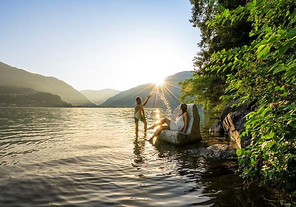 Mirnock-Bank im See_Millstätter See_Sommer ©Gert P