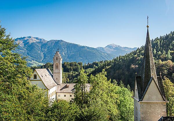 St-Georgenberg können sie direkt zu Fuß erreichen