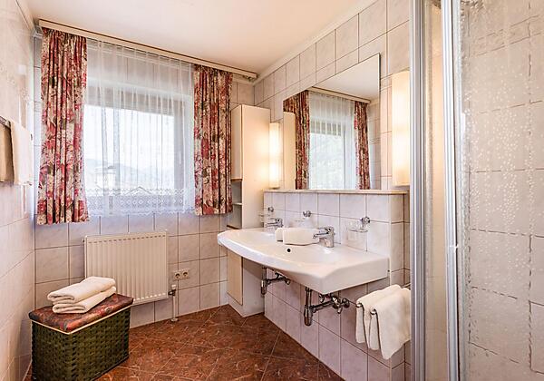 Haus_Anita_Zillerweg_1_Stumm_Appartement_Hamberg_B